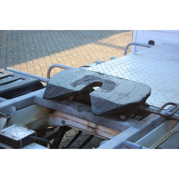 2006 مرسيدس بنز 904.6-44787251