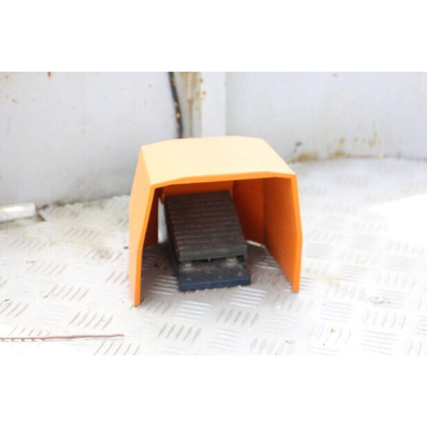 2005 نيفتي HR15NDE-44787405