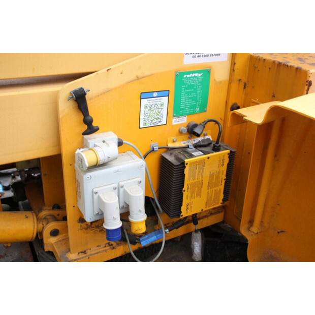 2005 نيفتي HR15NDE-44787407