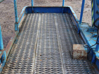 upright-sb80-1402103-44787562