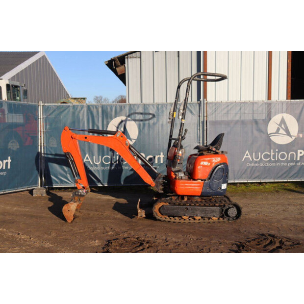 2016 كوبوتا U10-3-44787608