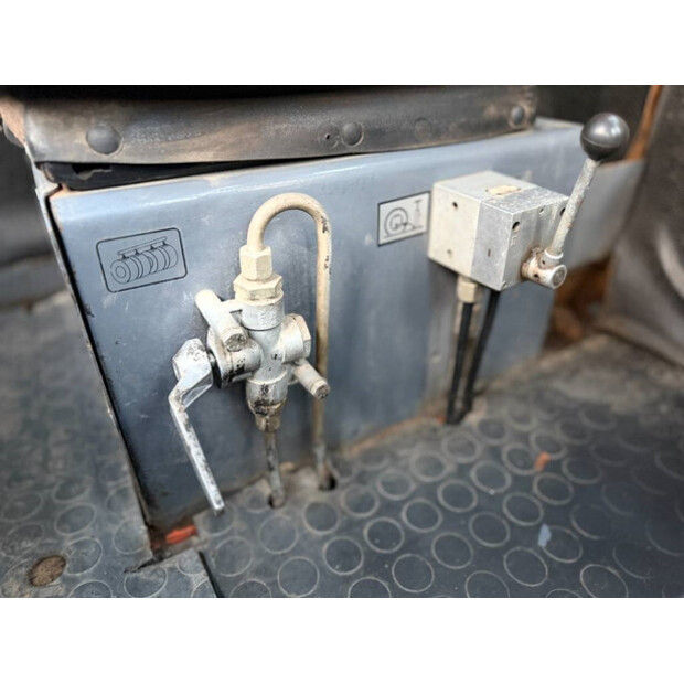 2004 HAMM GRW15-44787681