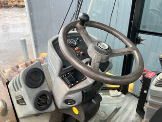 2011-caterpillar-cp76-1402115-44787938