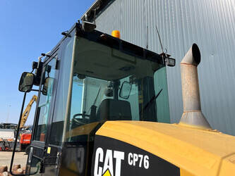 2011-caterpillar-cp76-1402117-44787987