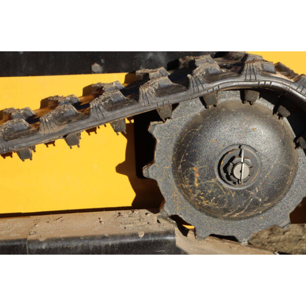 2025 LH T360-44788016