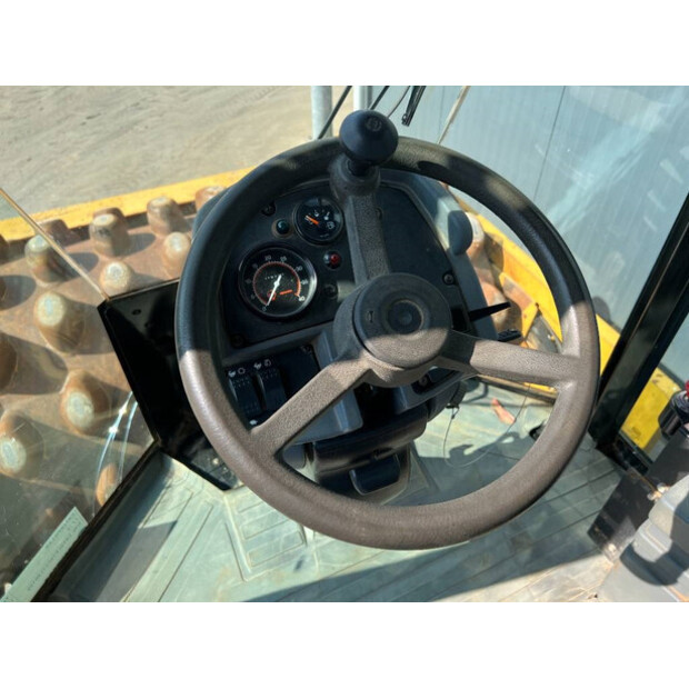 2011 Caterpillar CP76-44788025