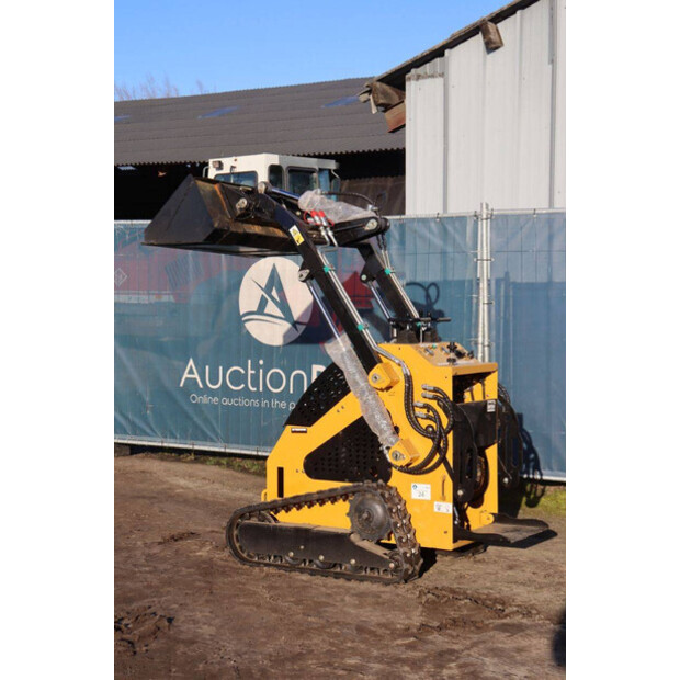 2025 LH T360-44788044