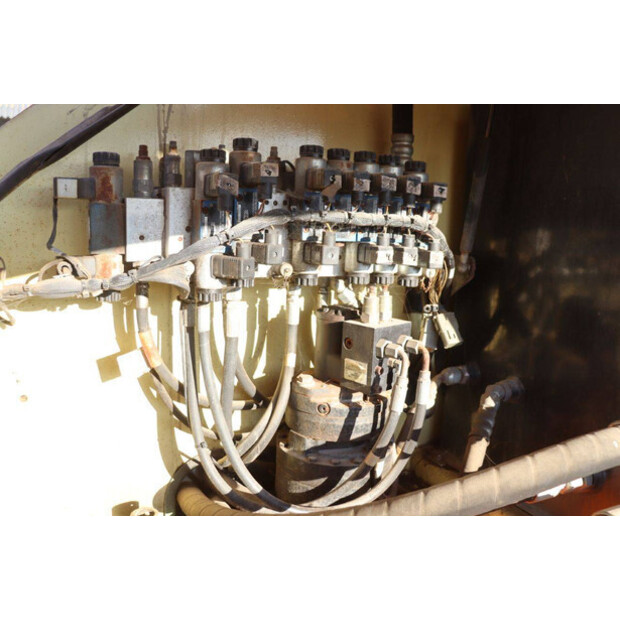 2007 جيه ال جي 460SJ-44788082