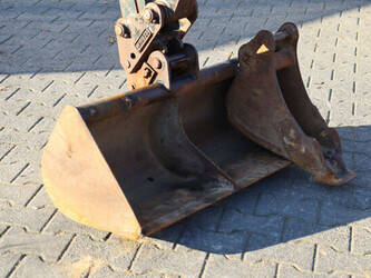 2022-hyundai-robex-r18-9ak-44788188