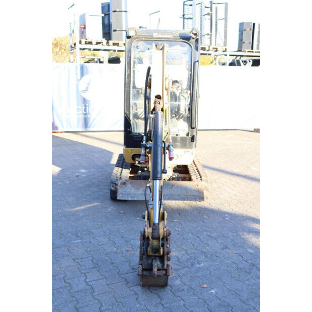 2018 Caterpillar 301.7D-44788313