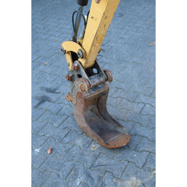 2018 Caterpillar 301.7D-44788324