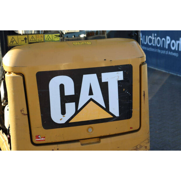 2018 Caterpillar 301.7D-44788357