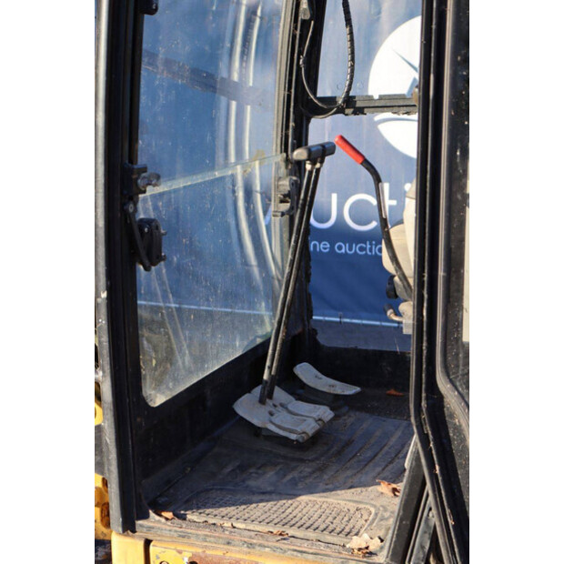 2018 Caterpillar 301.7D-44788367