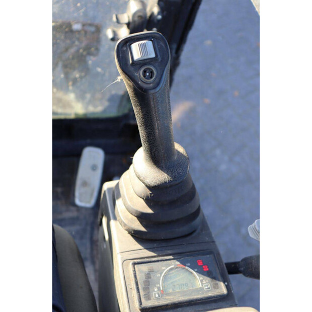 2018 Caterpillar 301.7D-44788391