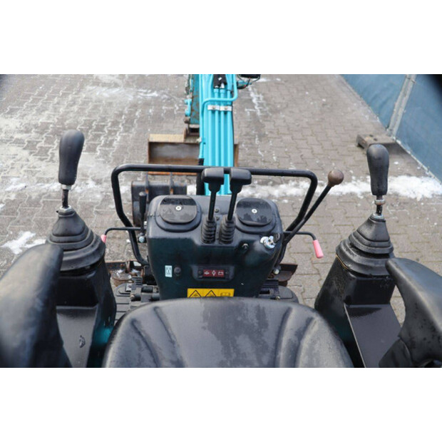 2020 AIRMAN AX10U-7-44788452