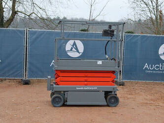 صورة ل رافعات 2015 سكايجاك SJ3219