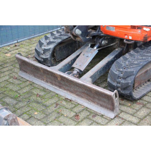 2017 كوبوتا U27-4-44788874