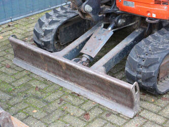 2017-kubota-u27-4-1402143-44788874