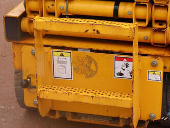 2012-haulotte-compact-8-1402150-44789092