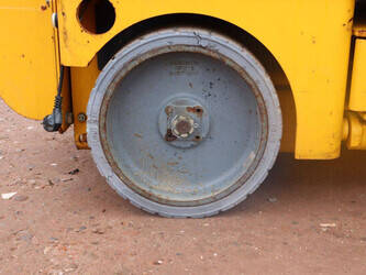 2012-haulotte-compact-8-1402150-44789094