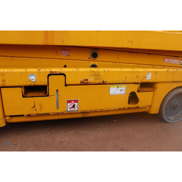 2012 هولوت COMPACT 8-44789101