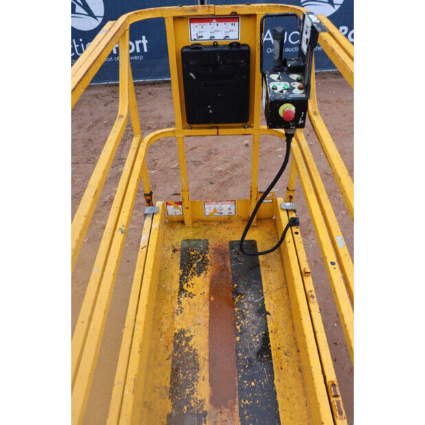 2012 هولوت COMPACT 8-44789104