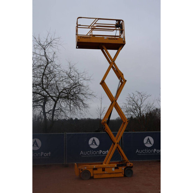 2012 هولوت COMPACT 8-44789107