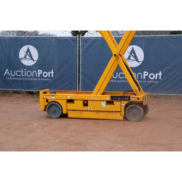 2012 هولوت COMPACT 8-44789110