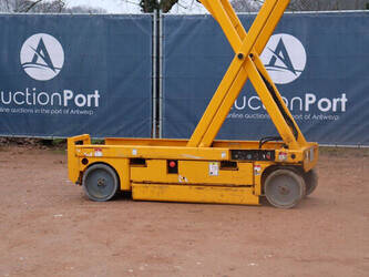 2012-haulotte-compact-8-1402150-44789110