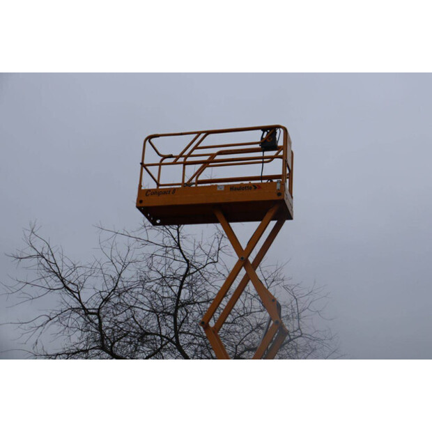 2012 هولوت COMPACT 8-44789112