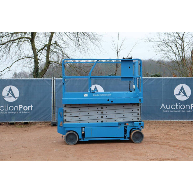 2002 Genie GS-3246-44789179