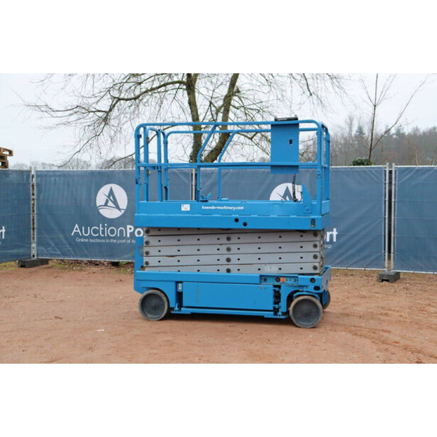 2002 Genie GS-3246-44789180