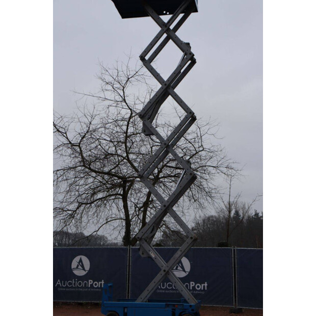 2002 Genie GS-3246-44789208