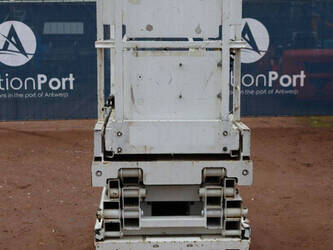 jlg-1930es-1402157-44789336