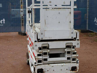 jlg-1930es-1402157-44789350