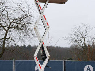 jlg-1930es-1402157-44789356