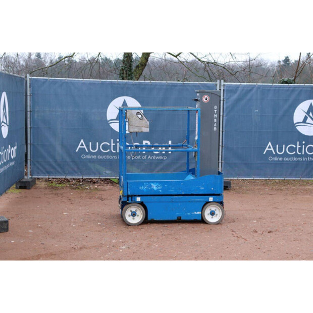 2015 سكايجاك SJ12-44789476