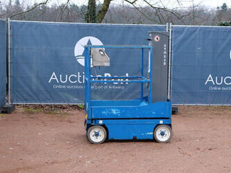 Image de ENGINS DE LEVAGE 2015 SkyJack SJ12