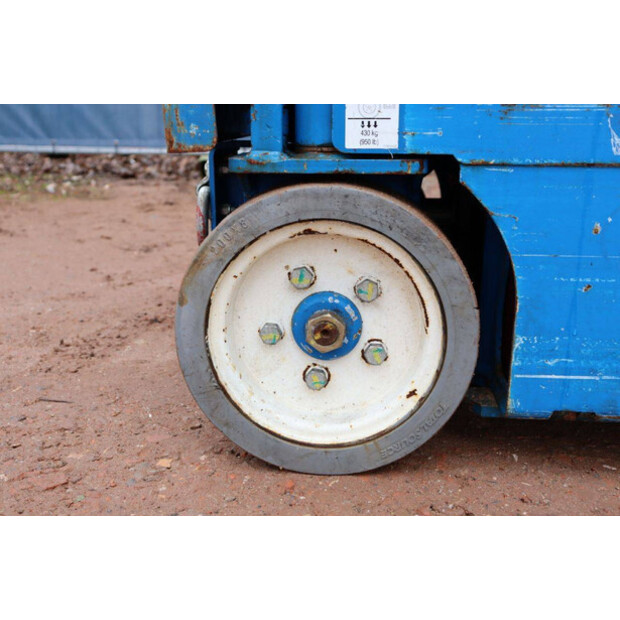 2015 سكايجاك SJ12-44789576