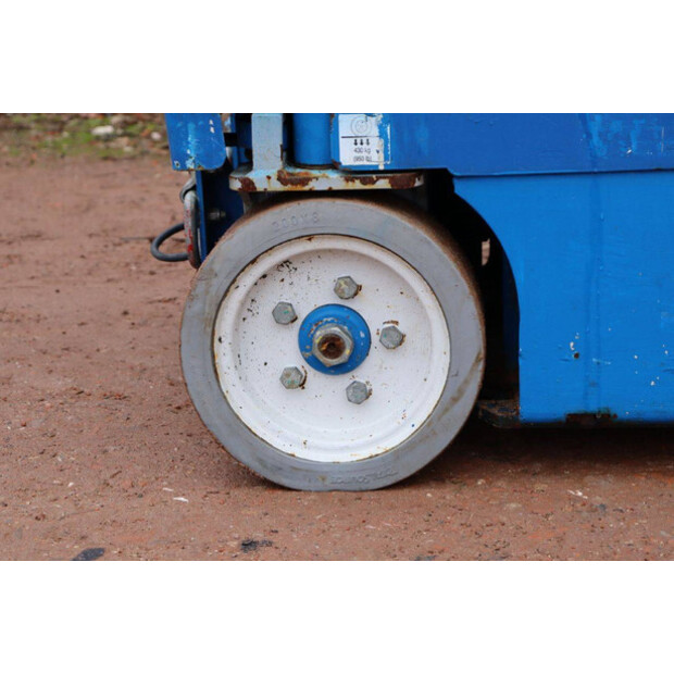 2015 SkyJack SJ12-44789644