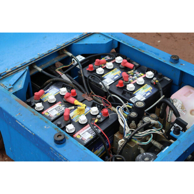 2015 SkyJack SJ12-44789655