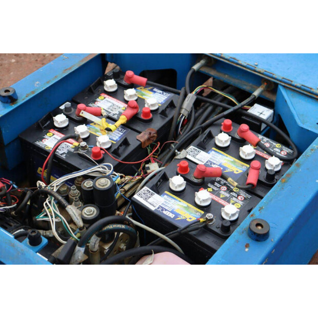 2015 SkyJack SJ12-44789656