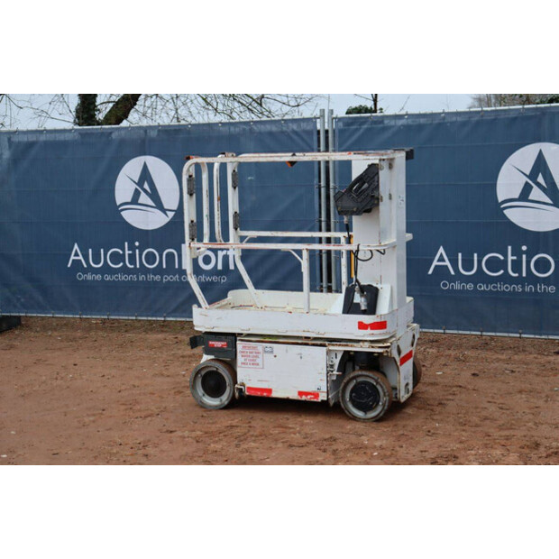 2014 جيه ال جي 1230ES-44789711