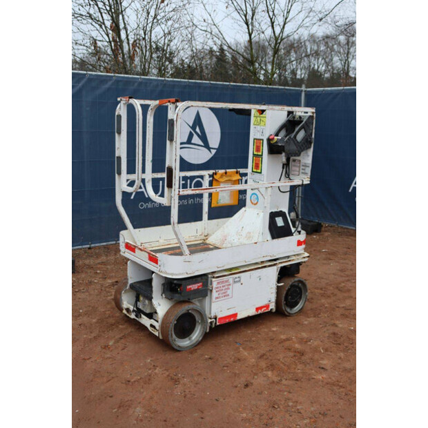 2014 جيه ال جي 1230ES-44789716