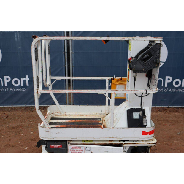 2014 جيه ال جي 1230ES-44789729