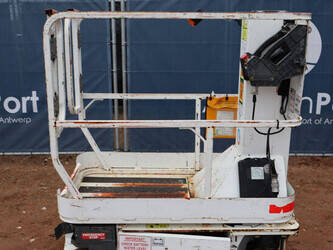 2014-jlg-1230es-1402168-44789729