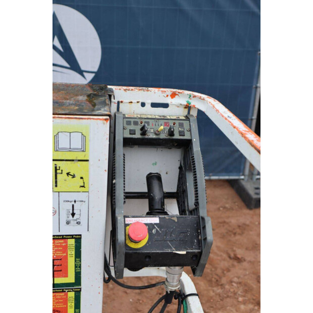 2014 جيه ال جي 1230ES-44789731