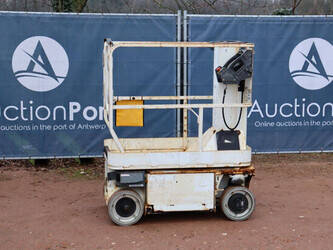 صورة ل رافعات هوائية جيه ال جي 1230ES