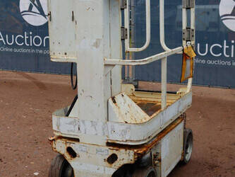 jlg-1230es-1402171-44789751