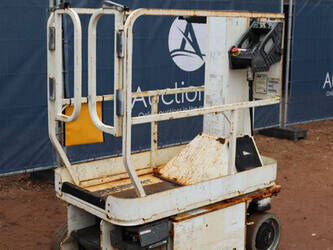 jlg-1230es-1402171-44789757